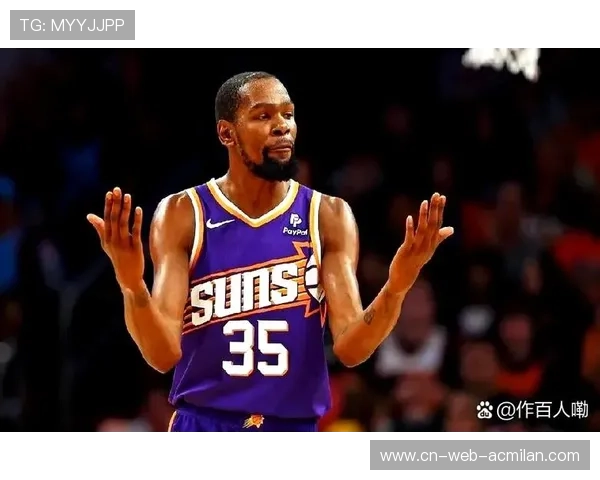 华盛顿砍下29分12篮板独行侠惜败 杜兰特赛后拥抱球员鼓励 华盛顿砍下29分12篮板独行侠惜败 杜兰特赛后拥抱球员鼓励