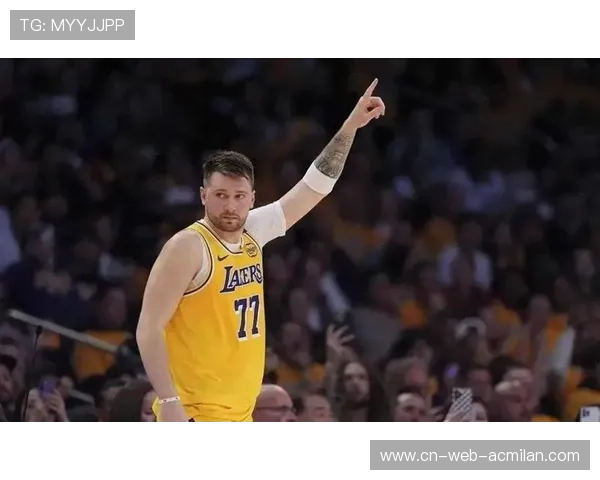 东契奇状态起伏,湖人季后赛前景堪忧 东契奇状态起伏,湖人季后赛前景堪忧